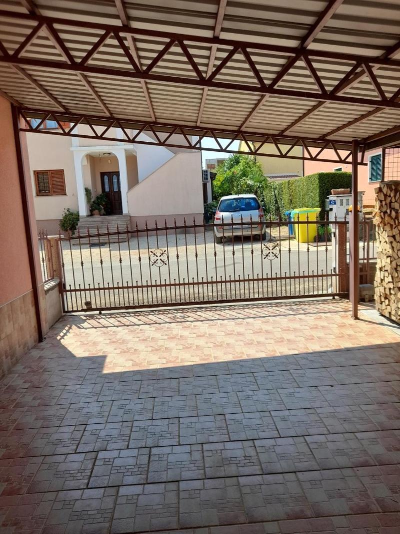 Apartman Jeger Umag Exterior photo